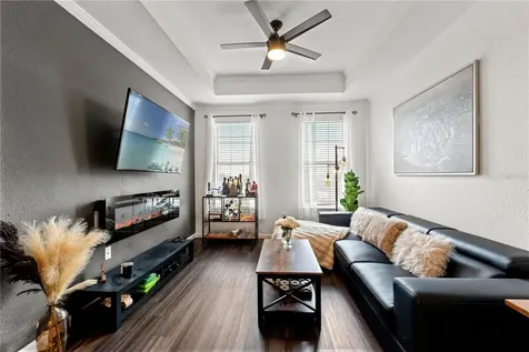 4221 W Spruce Street Tampa FL 33607