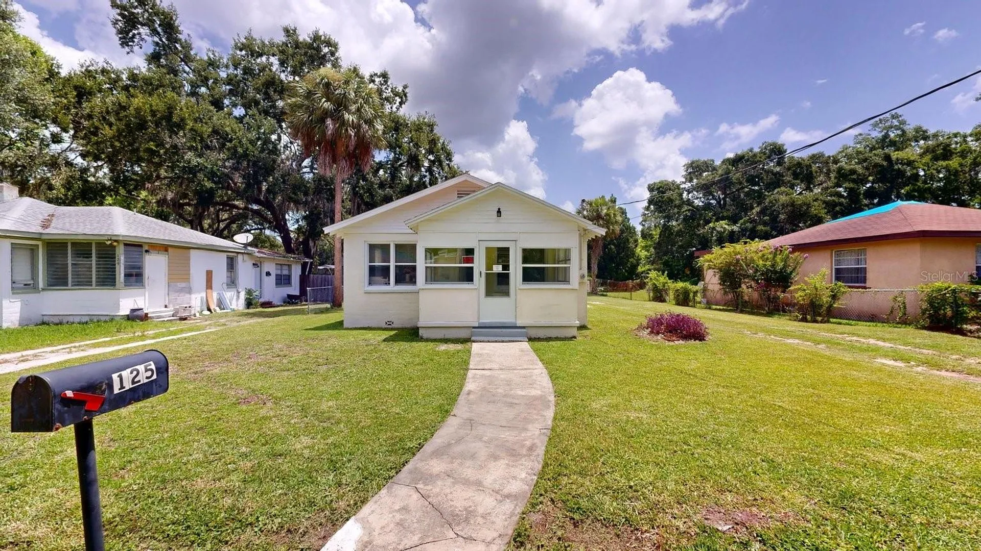 125 N Caroline Street Daytona Beach FL 32114