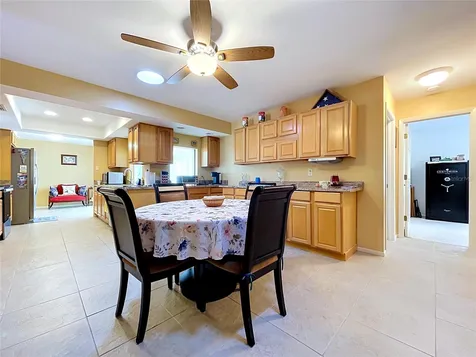 2021 58th Lane N Clearwater FL 33760
