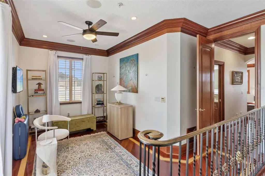 2402 Victoria Gardens Lane Tampa FL 33609