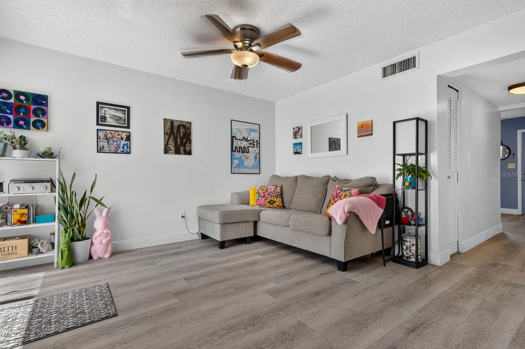 7258 Moffatt Lane N Pinellas Park FL 33781