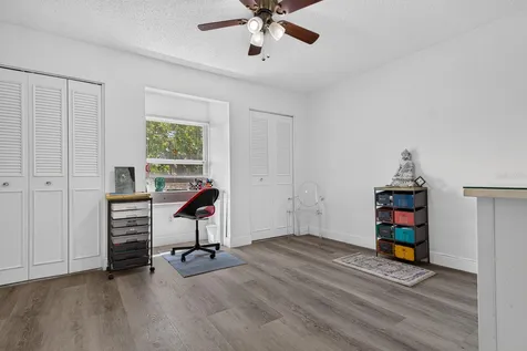 7258 Moffatt Lane N Pinellas Park FL 33781