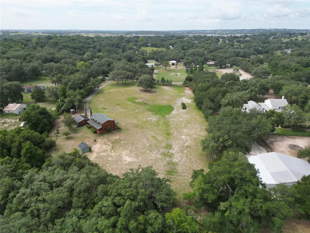 15551 Vinola Court Montverde FL 34756