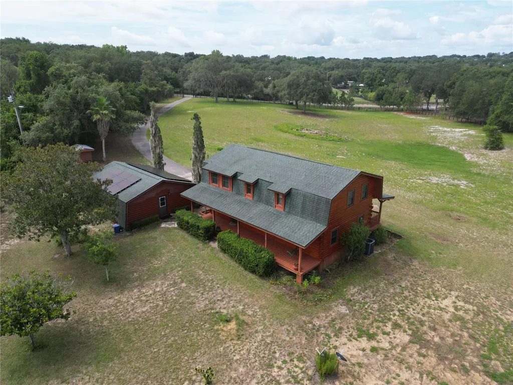 15551 Vinola Court Montverde FL 34756