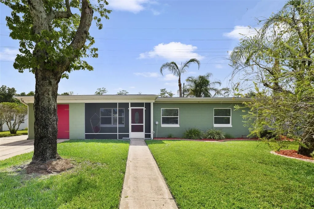 2122 Colton Drive Orlando FL 32822