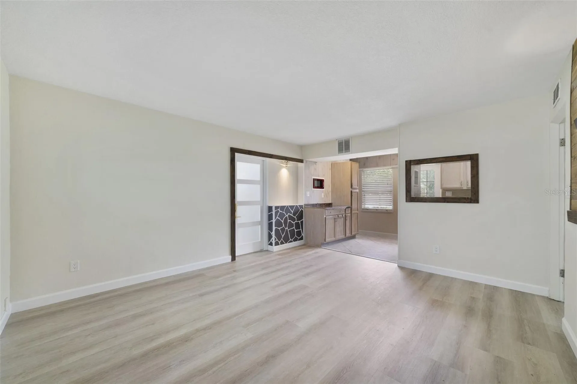 2122 Colton Drive Orlando FL 32822