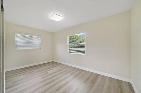 2122 Colton Drive Orlando FL 32822