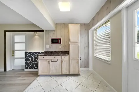 2122 Colton Drive Orlando FL 32822