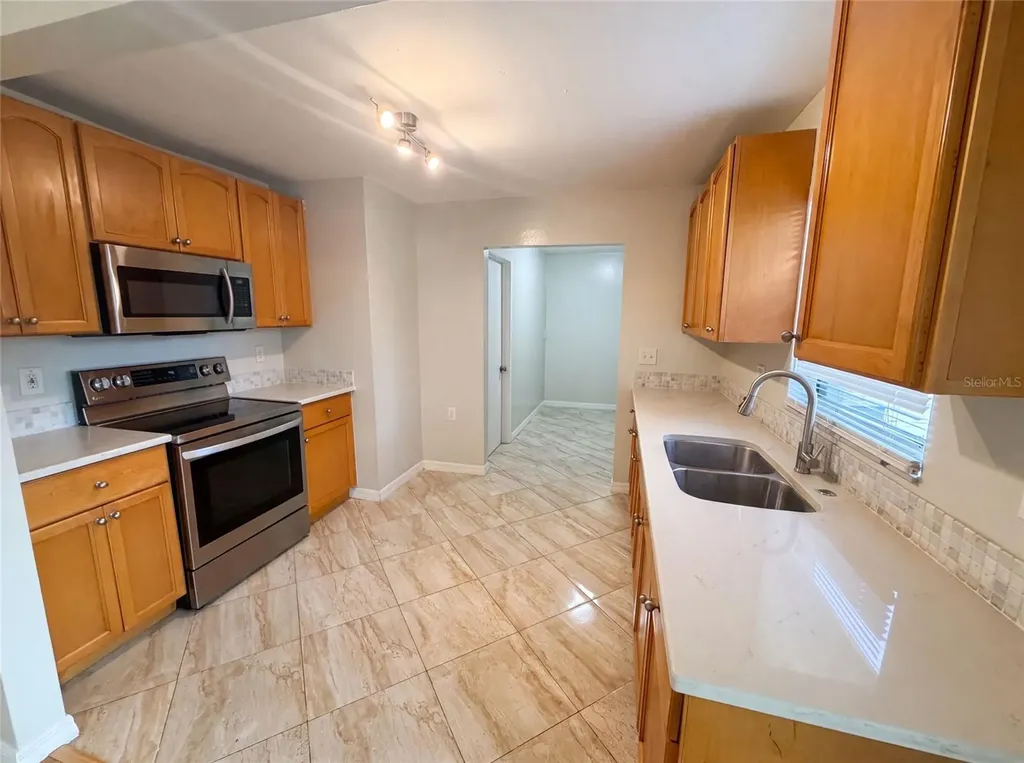 8283 86th Avenue Seminole FL 33777
