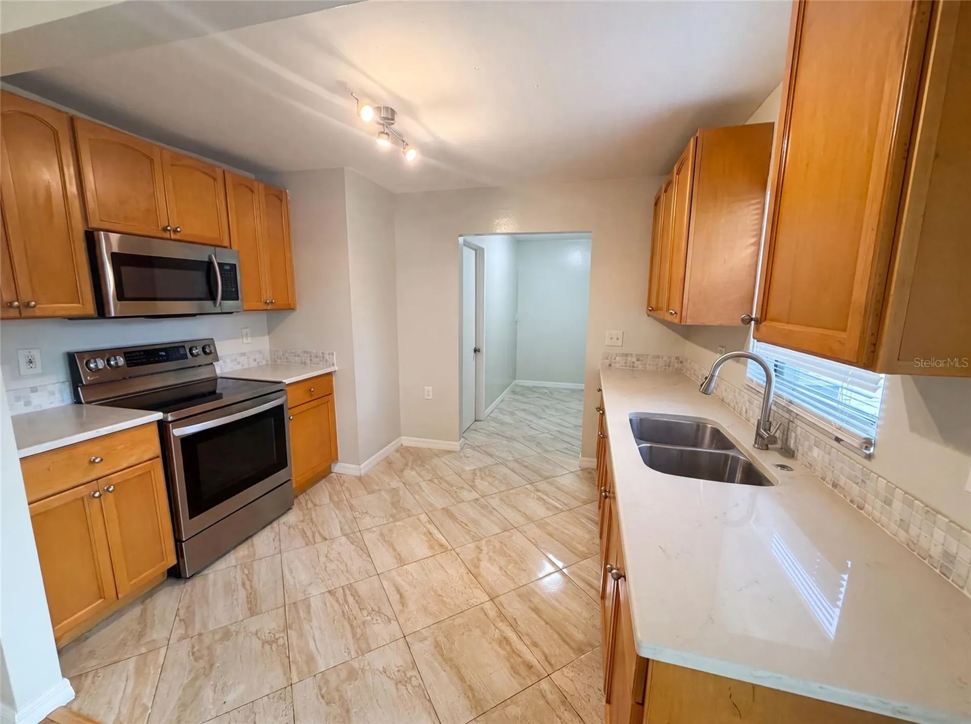 8283 86th Avenue Seminole FL 33777
