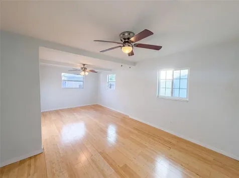 8283 86th Avenue Seminole FL 33777