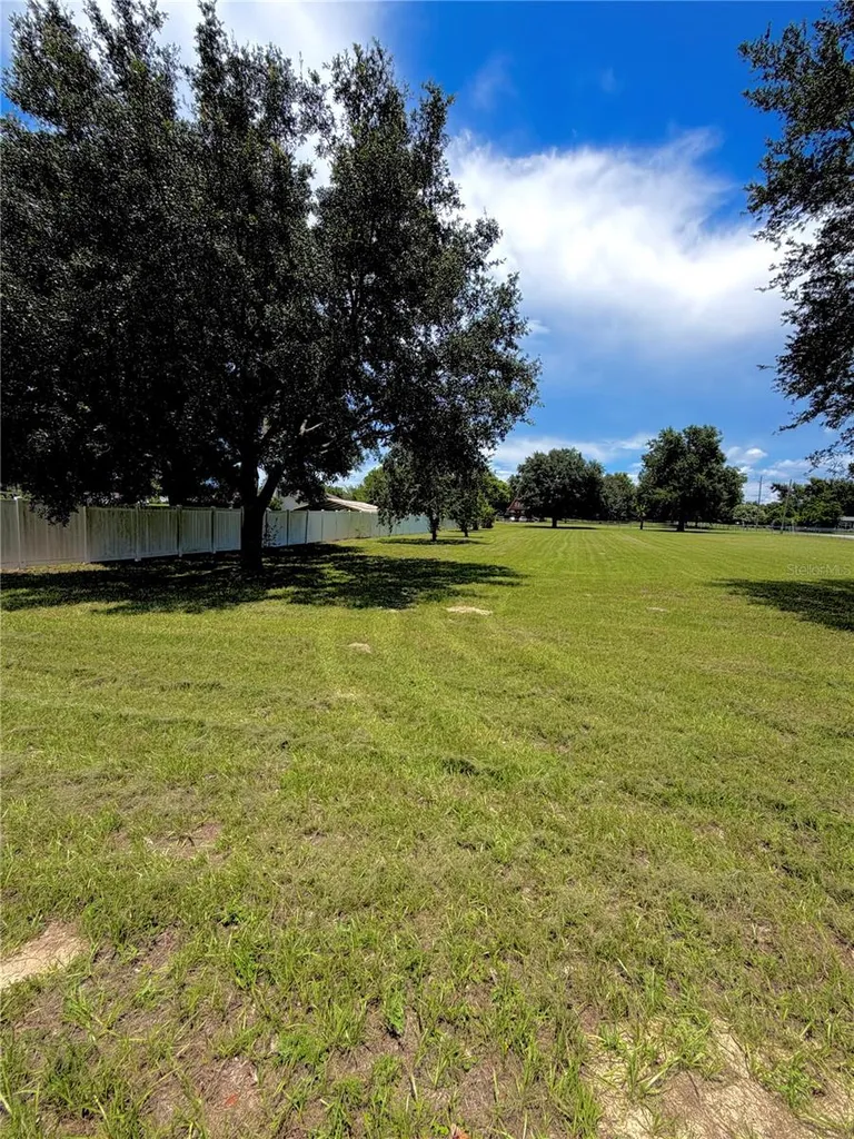 38714 Centennial Road Dade City FL 33525