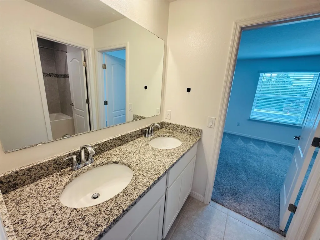 12547 NW 7th Place Newberry FL 32669