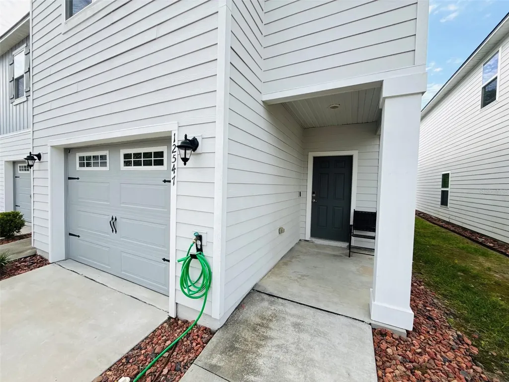 12547 NW 7th Place Newberry FL 32669