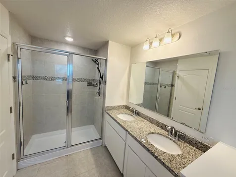 12547 NW 7th Place Newberry FL 32669