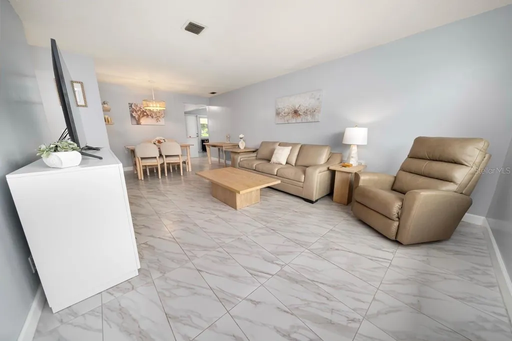 8235 Burgundy Drive N Pinellas Park FL 33781