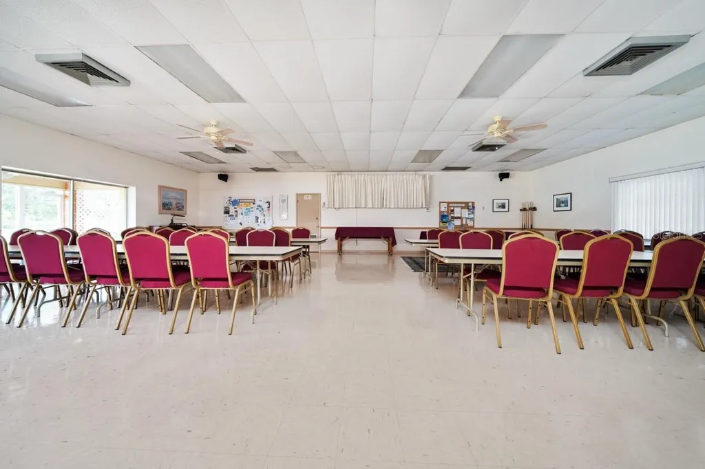 8235 Burgundy Drive N Pinellas Park FL 33781