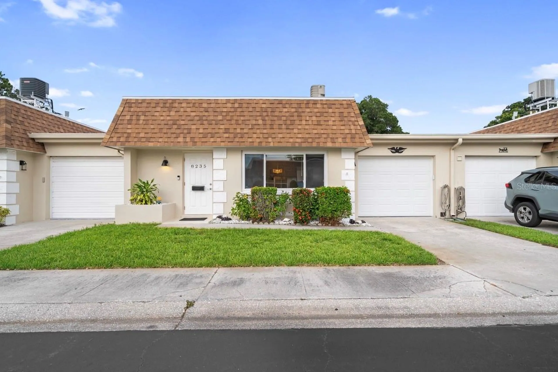 8235 Burgundy Drive N Pinellas Park FL 33781