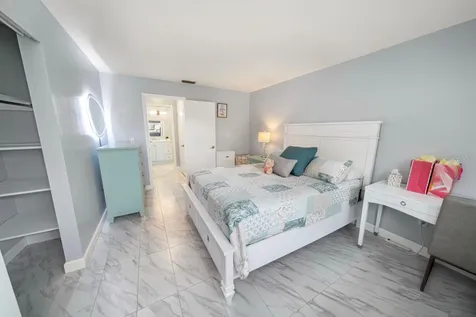 8235 Burgundy Drive N Pinellas Park FL 33781