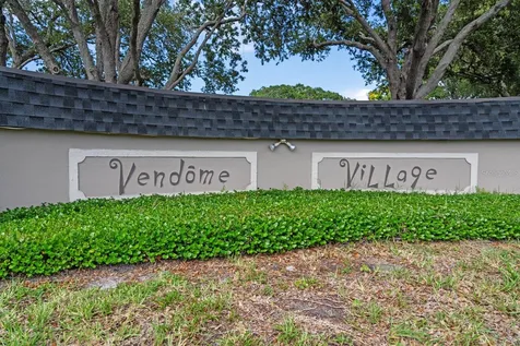 8235 Burgundy Drive N Pinellas Park FL 33781