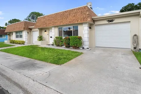 8235 Burgundy Drive N Pinellas Park FL 33781