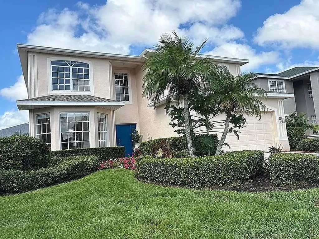 7462 Featherstone Boulevard Sarasota FL 34238