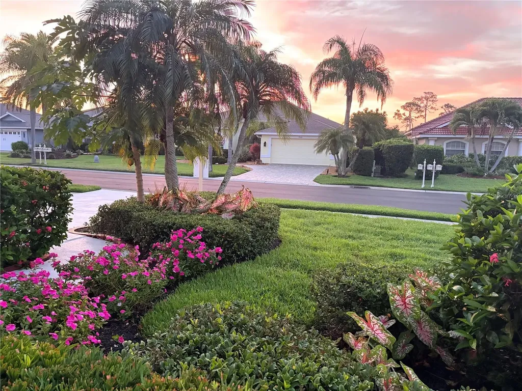 7462 Featherstone Boulevard Sarasota FL 34238