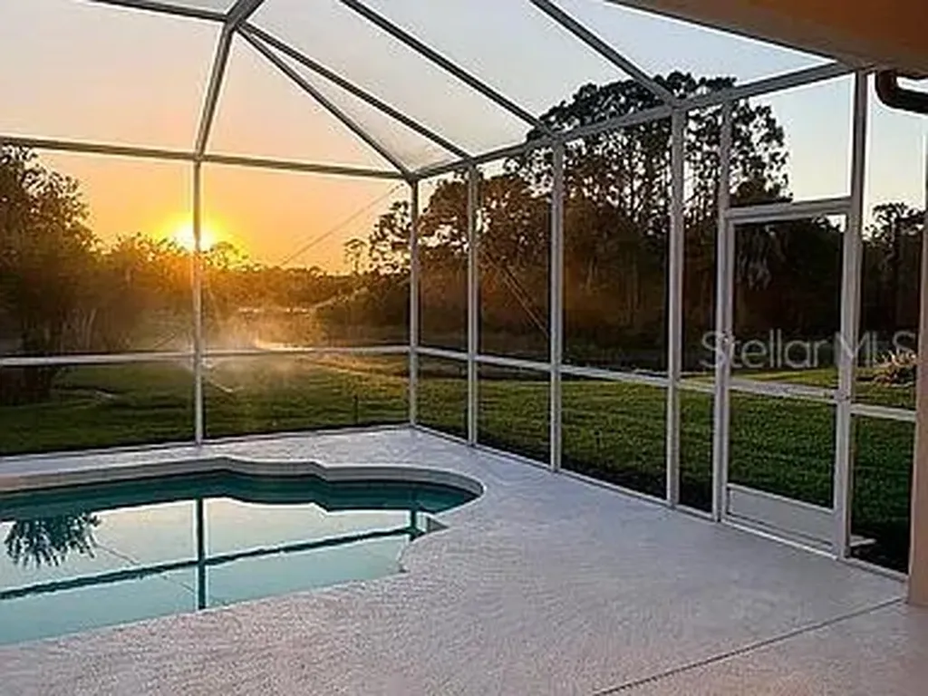 7462 Featherstone Boulevard Sarasota FL 34238