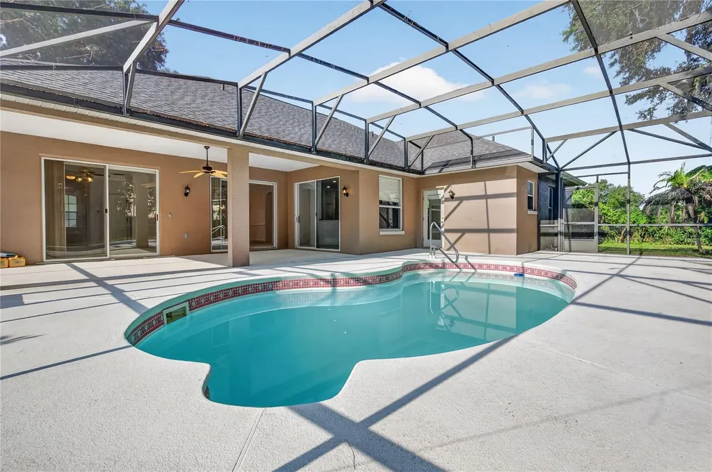 19337 Spring Oak Drive Eustis FL 32736