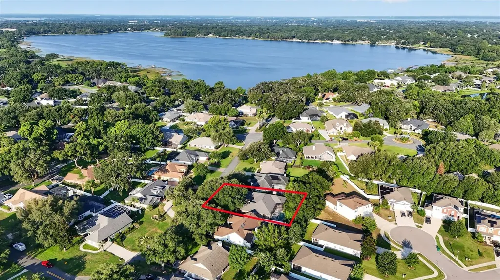 19337 Spring Oak Drive Eustis FL 32736
