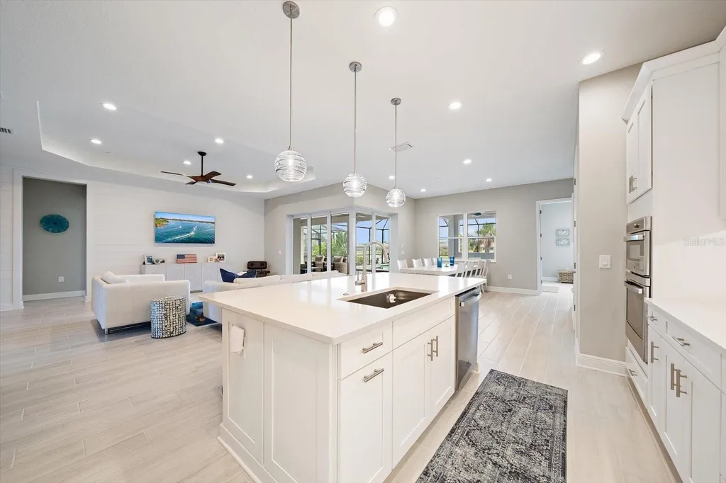 11169 Hogan Circle Englewood FL 34223