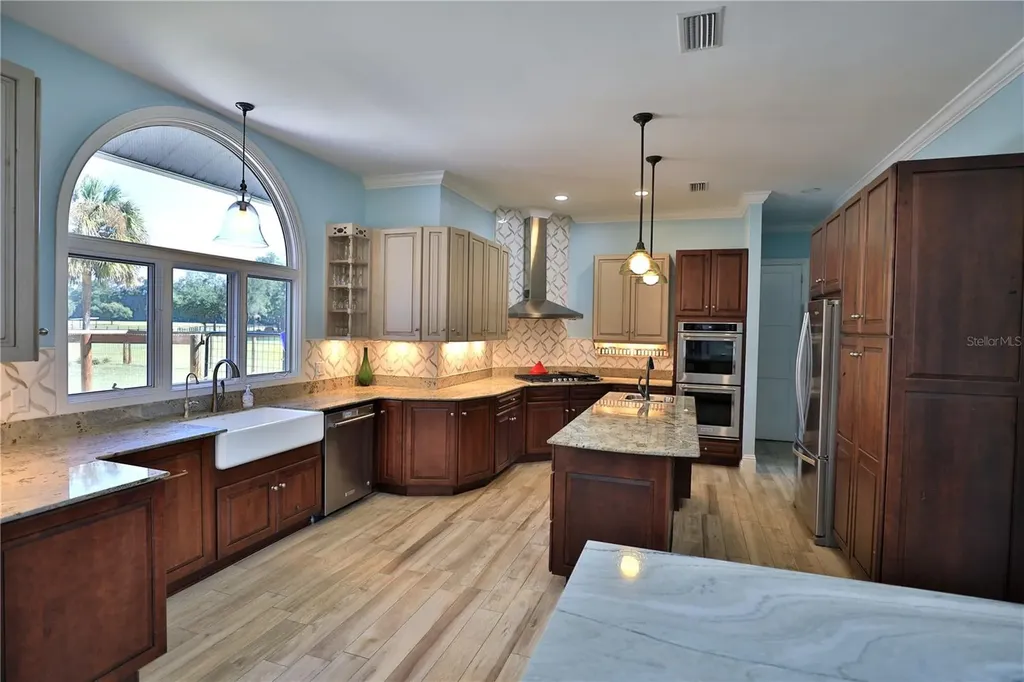 14281 N Us Highway 441 Citra FL 32113