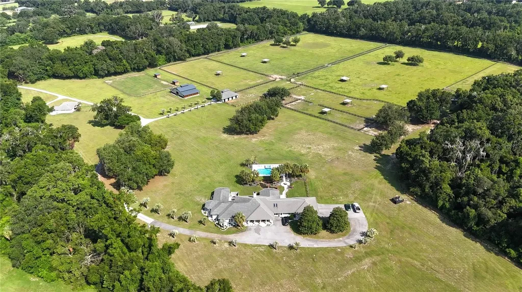 14281 N Us Highway 441 Citra FL 32113