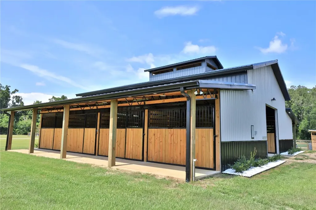 14281 N Us Highway 441 Citra FL 32113