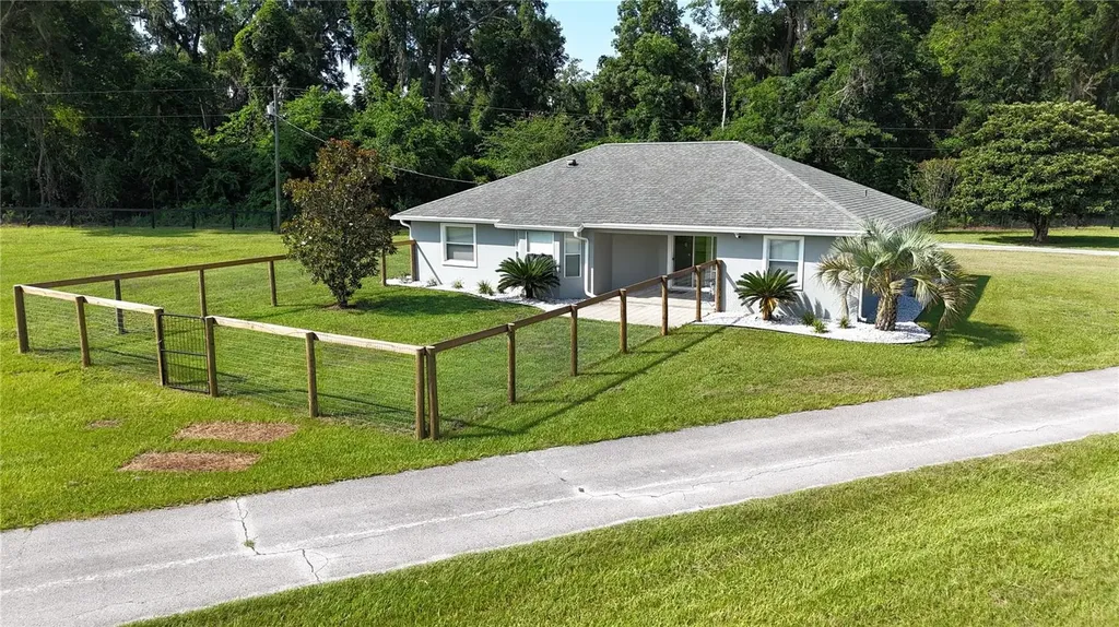 14281 N Us Highway 441 Citra FL 32113