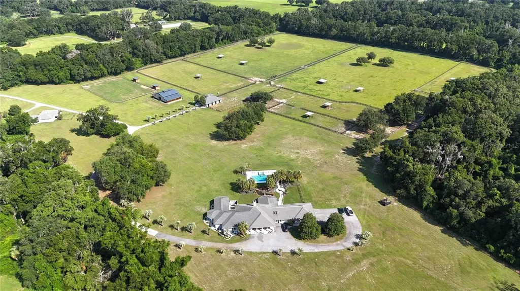 14281 N Us Highway 441 Citra FL 32113