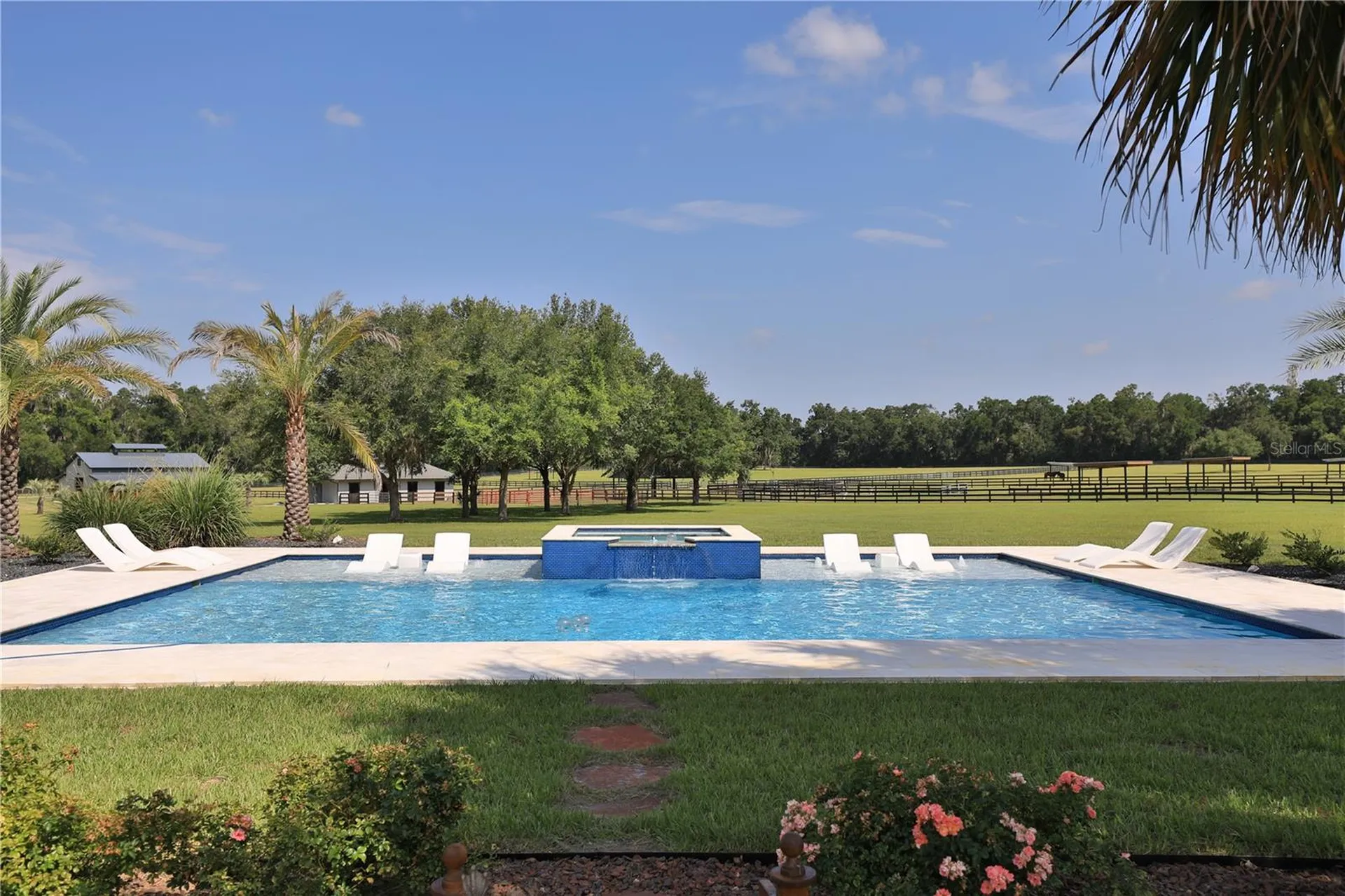 14281 N Us Highway 441 Citra FL 32113
