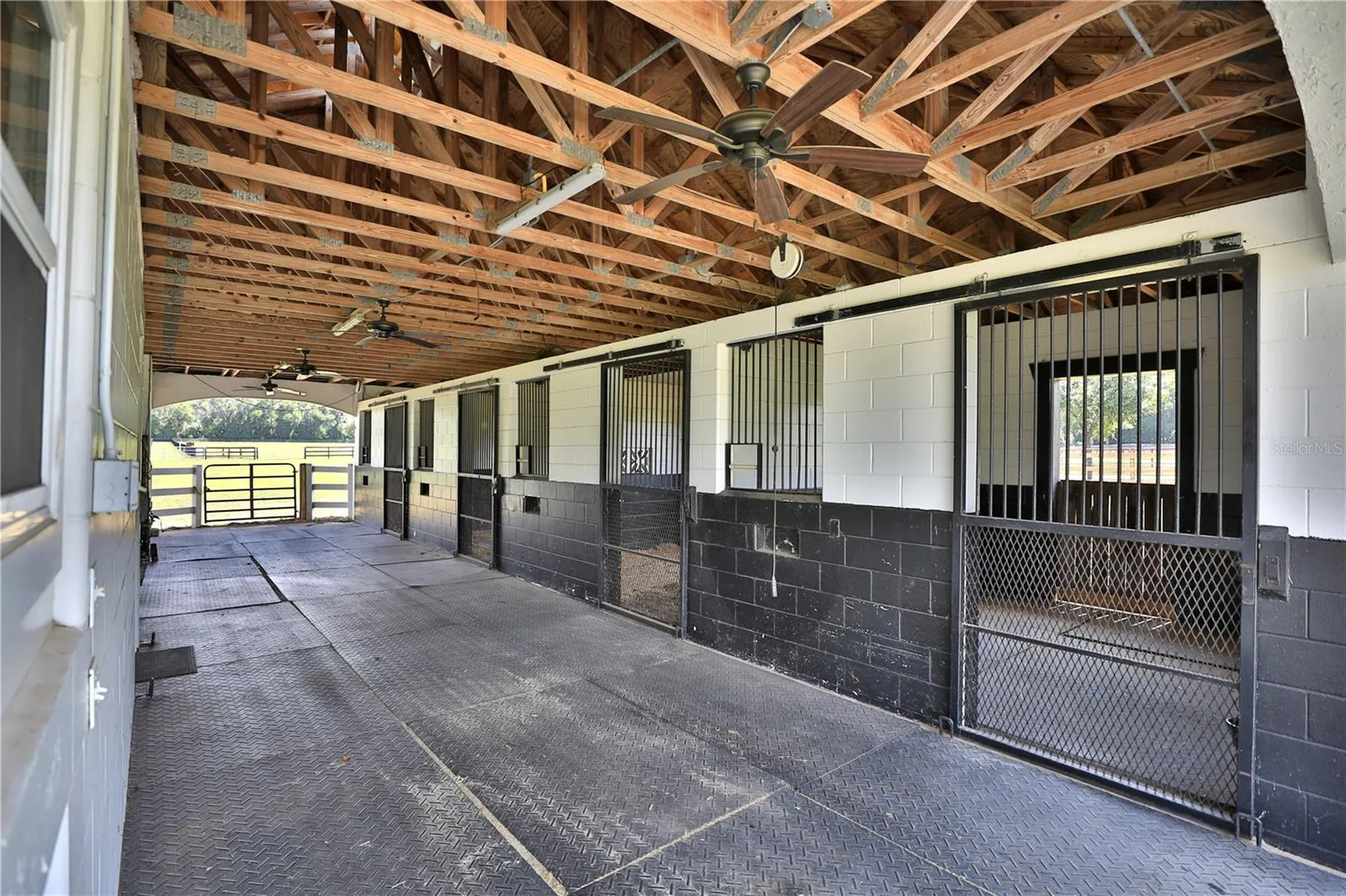 14281 N Us Highway 441 Citra FL 32113