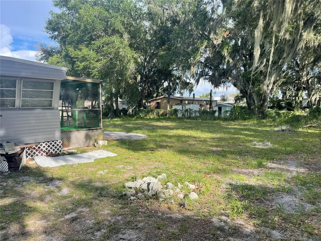 817 Parks Street Wildwood FL 34785