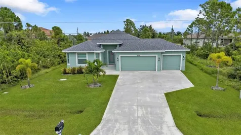 14516 San Domingo Boulevard Port Charlotte FL 33981