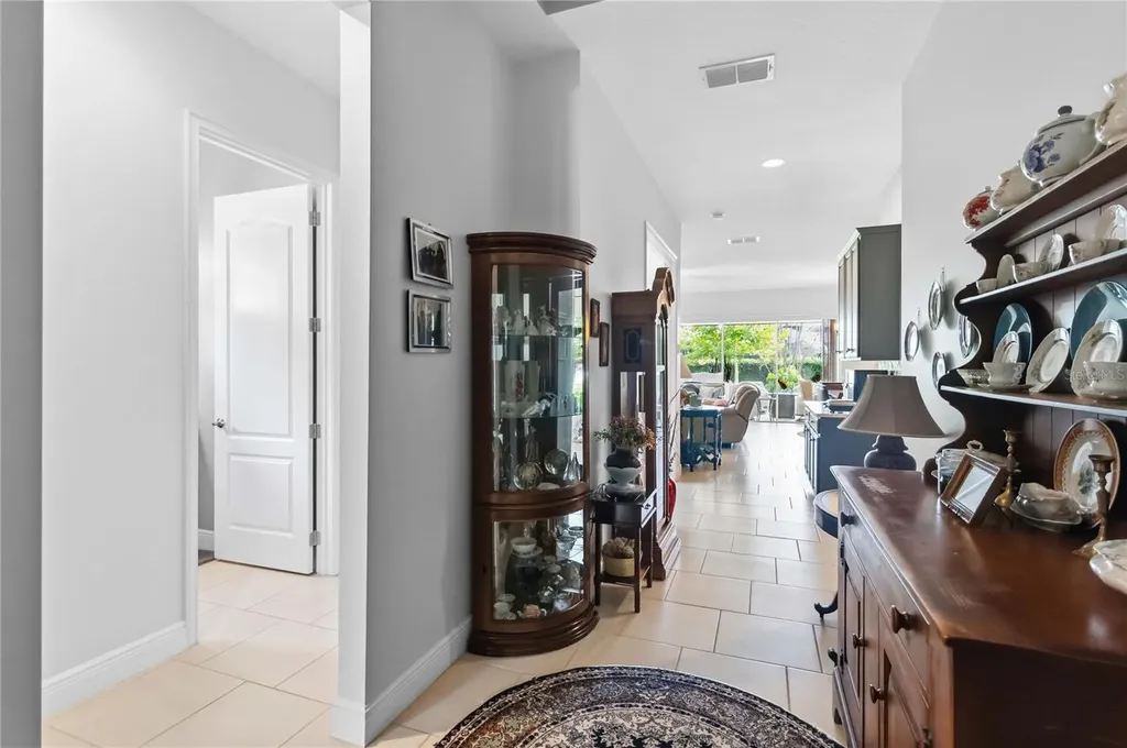 5023 Sunfalls Avenue St Cloud FL 34769