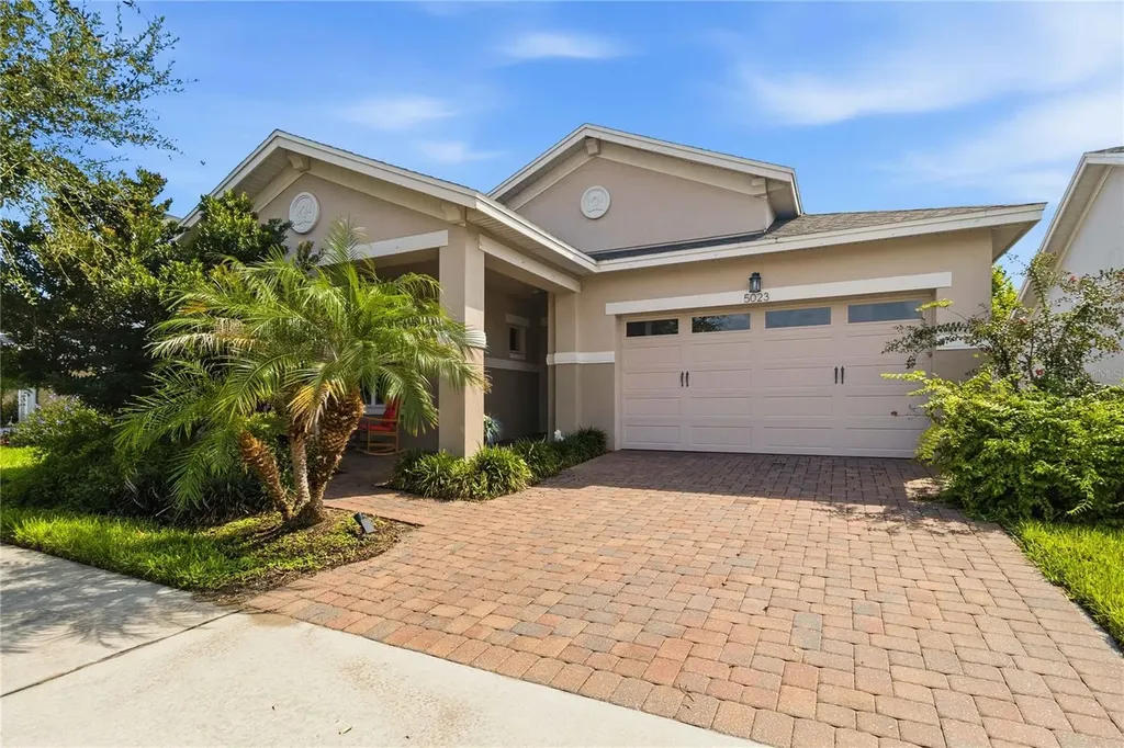 5023 Sunfalls Avenue St Cloud FL 34769
