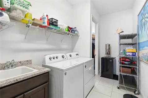 5023 Sunfalls Avenue St Cloud FL 34769