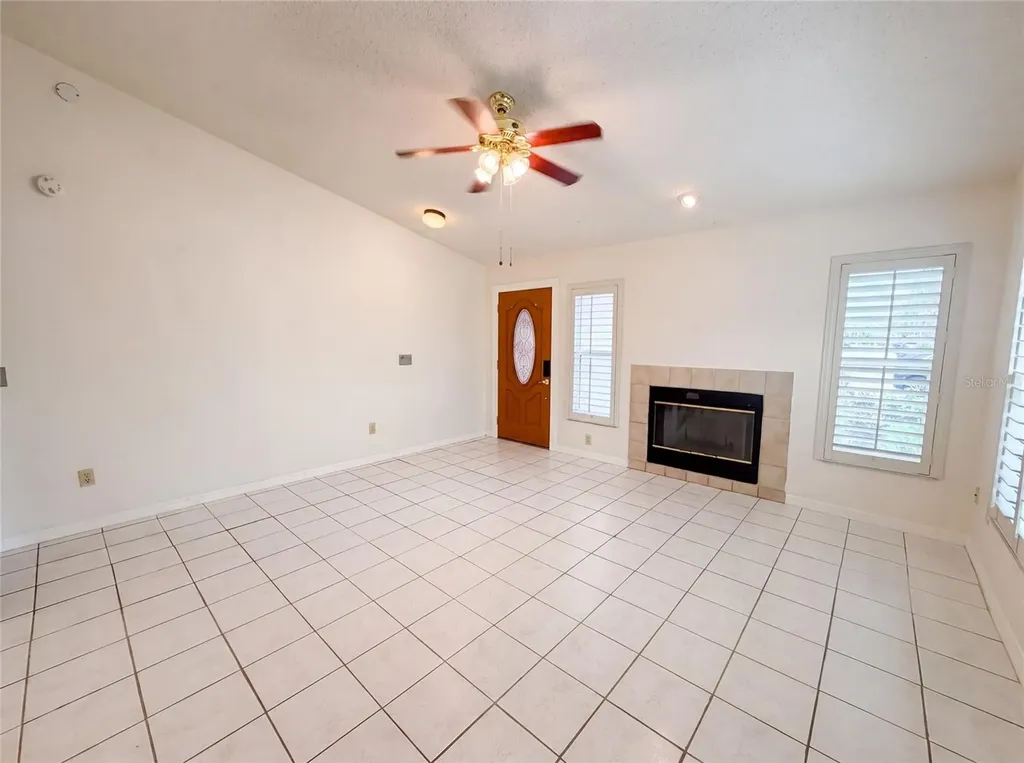 11648 Hidden Hollow Circle Tampa FL 33635