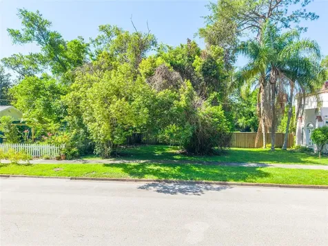 Valencia Street Sanford FL 32771