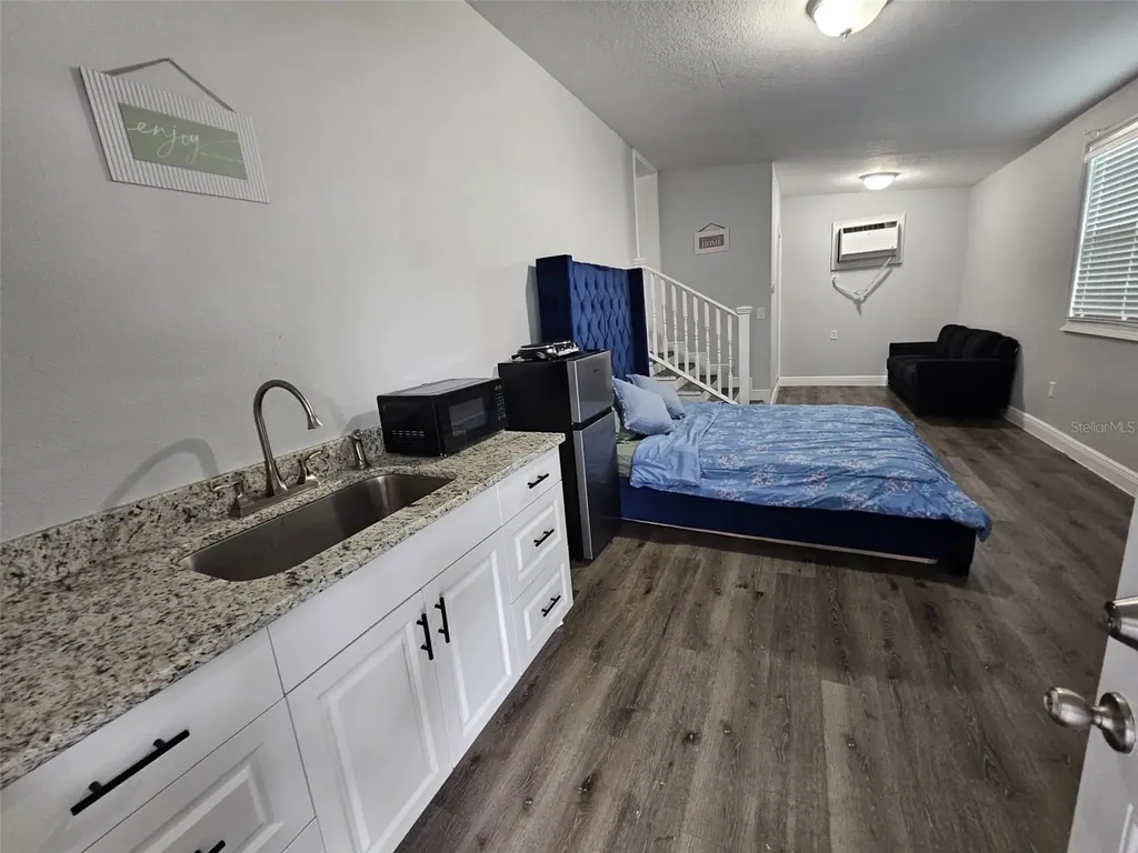 6928 Salinas Drive Orlando FL 32822