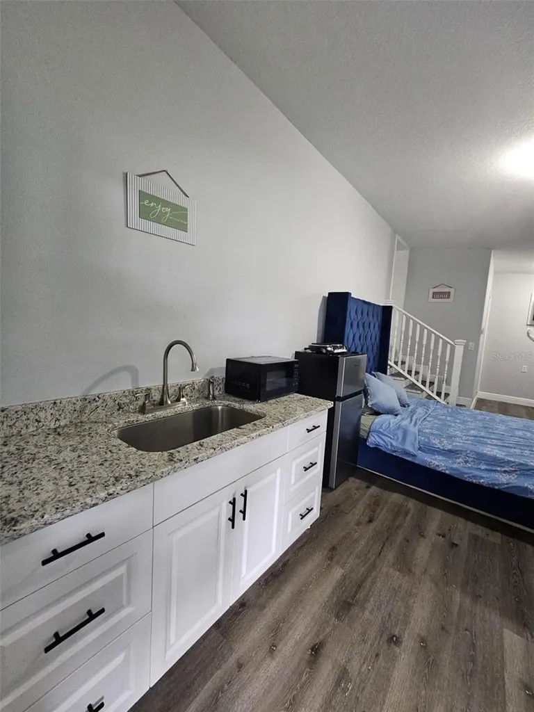 6928 Salinas Drive Orlando FL 32822