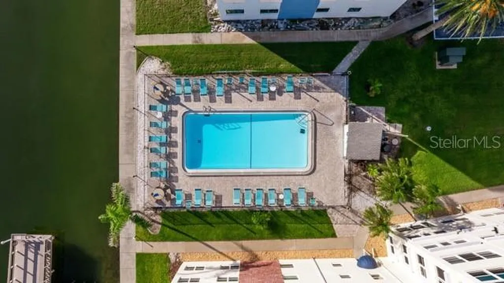 5555 Gulf Boulevard St Petersburg FL 33706
