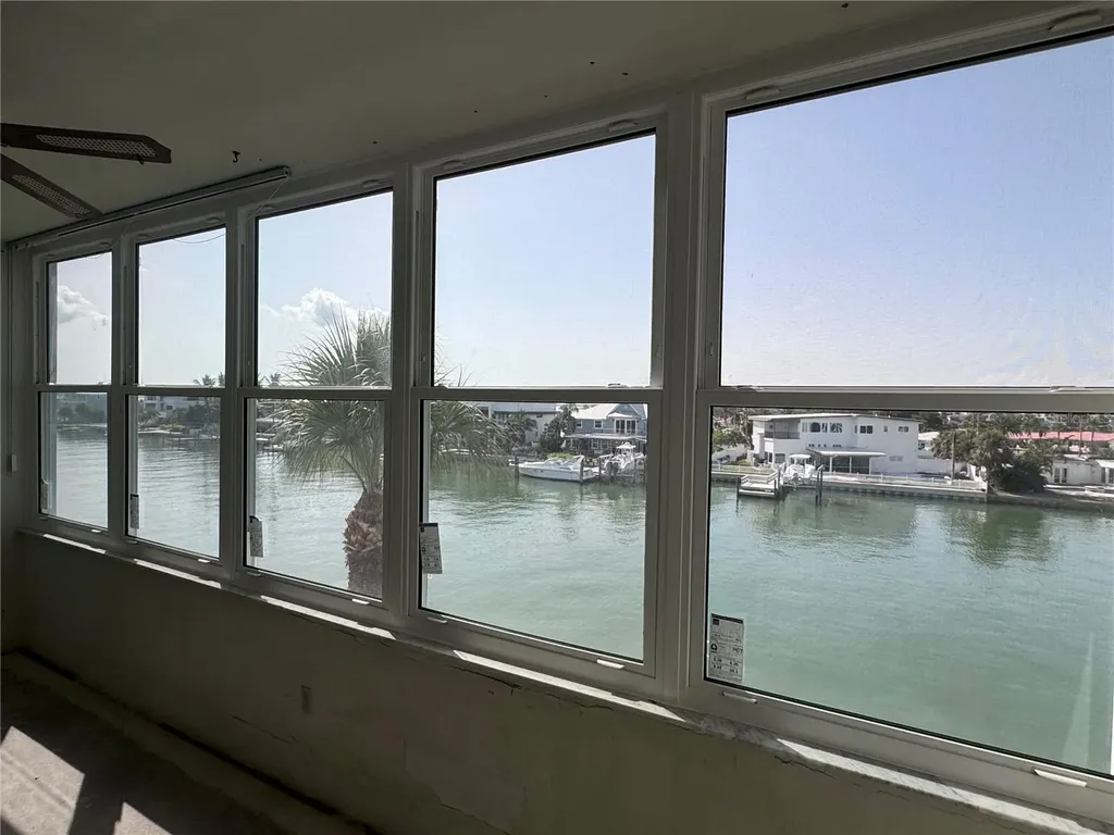 5555 Gulf Boulevard St Petersburg FL 33706