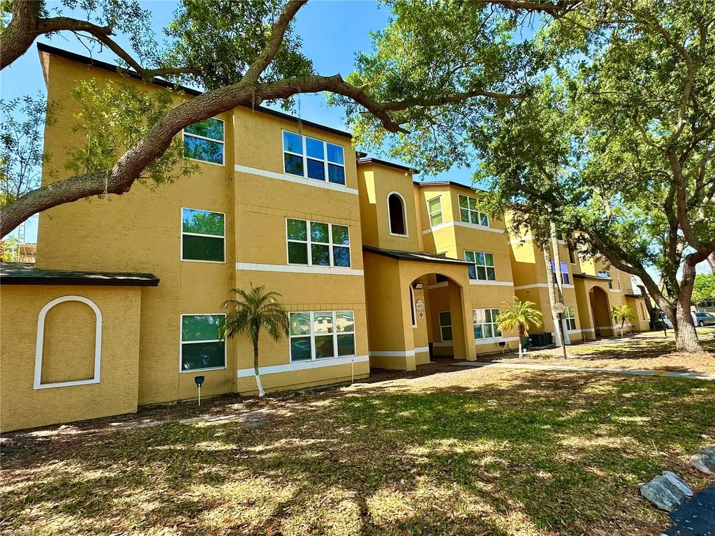 4572 Commander Drive Orlando FL 32822